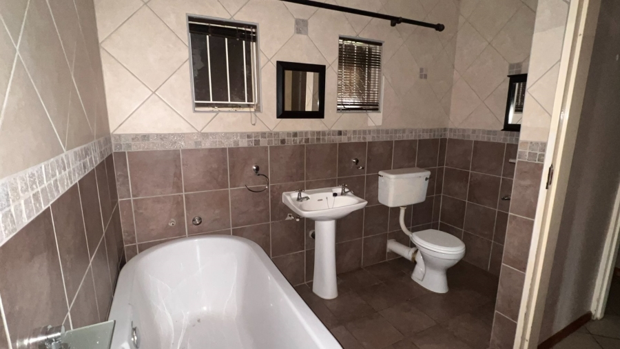 3 Bedroom Property for Sale in Fichardt Park Free State